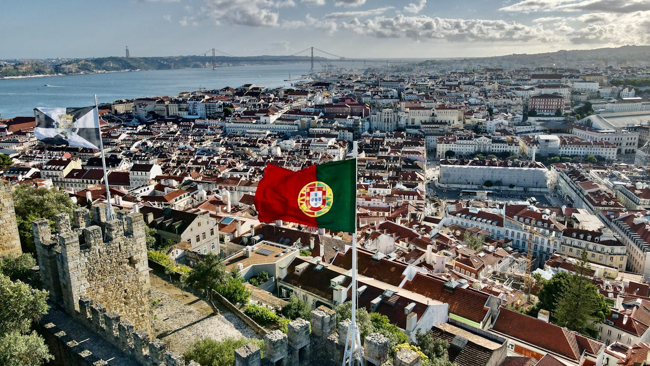 Lisbon – Tale of a City that Feels Her